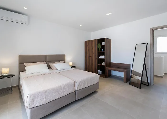 Rosemary Rhodes 别墅