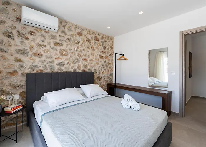 Rosemary Rhodes 别墅 *