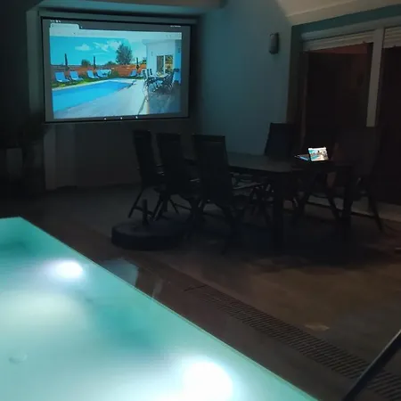 Rosemary Rhodes Villa *