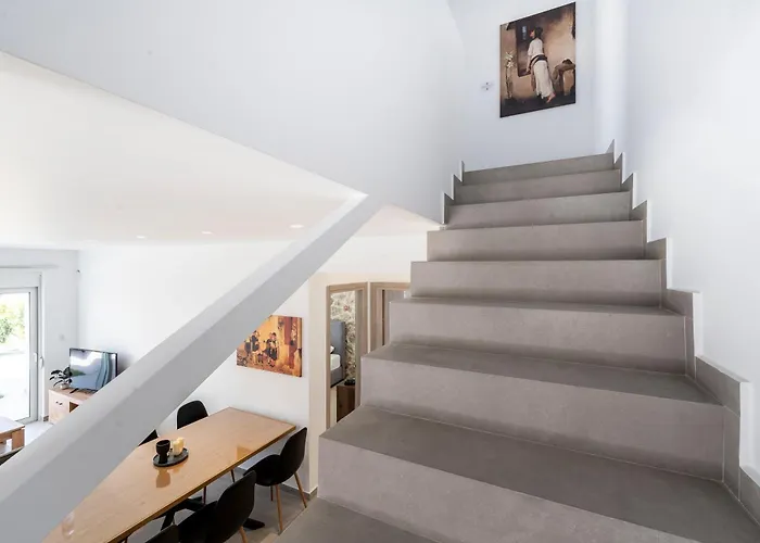 Rosemary Rhodes Malona Village