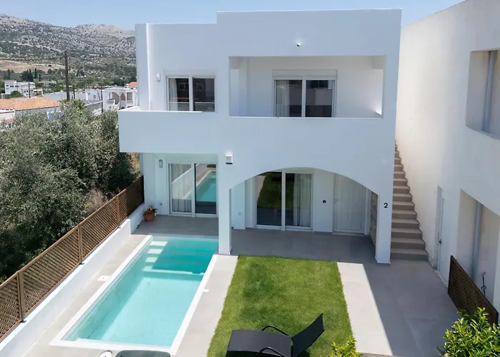 Rosemary Rhodes Μάλονα Village